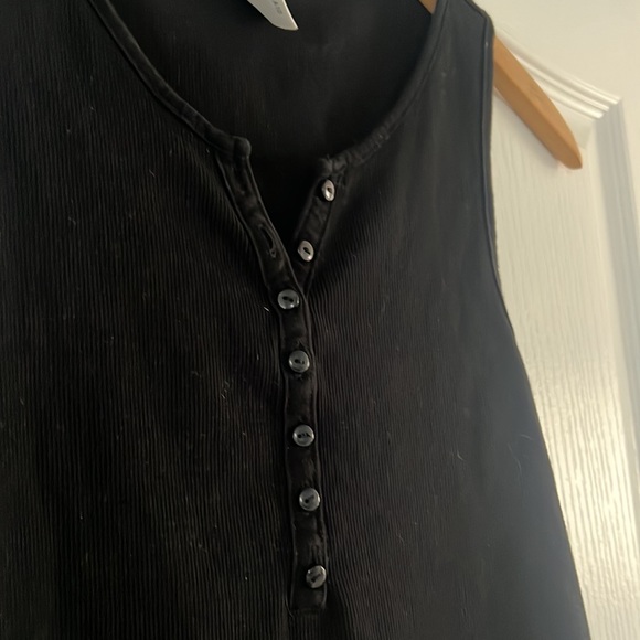 Like New H&M Henley tank. Size Small. - Picture 3 of 4